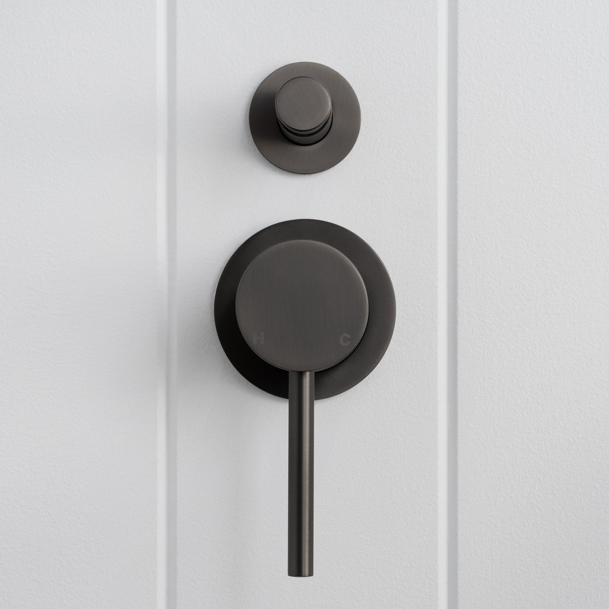 Cannes Shower Diverter and Mixer Gunmetal