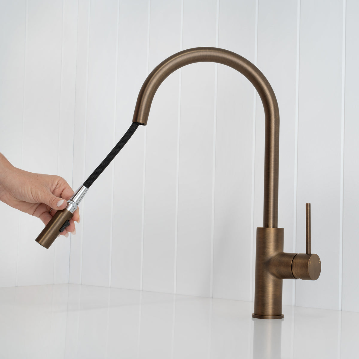 Porto Pull-Out Kitchen Mixer Antique Brass
