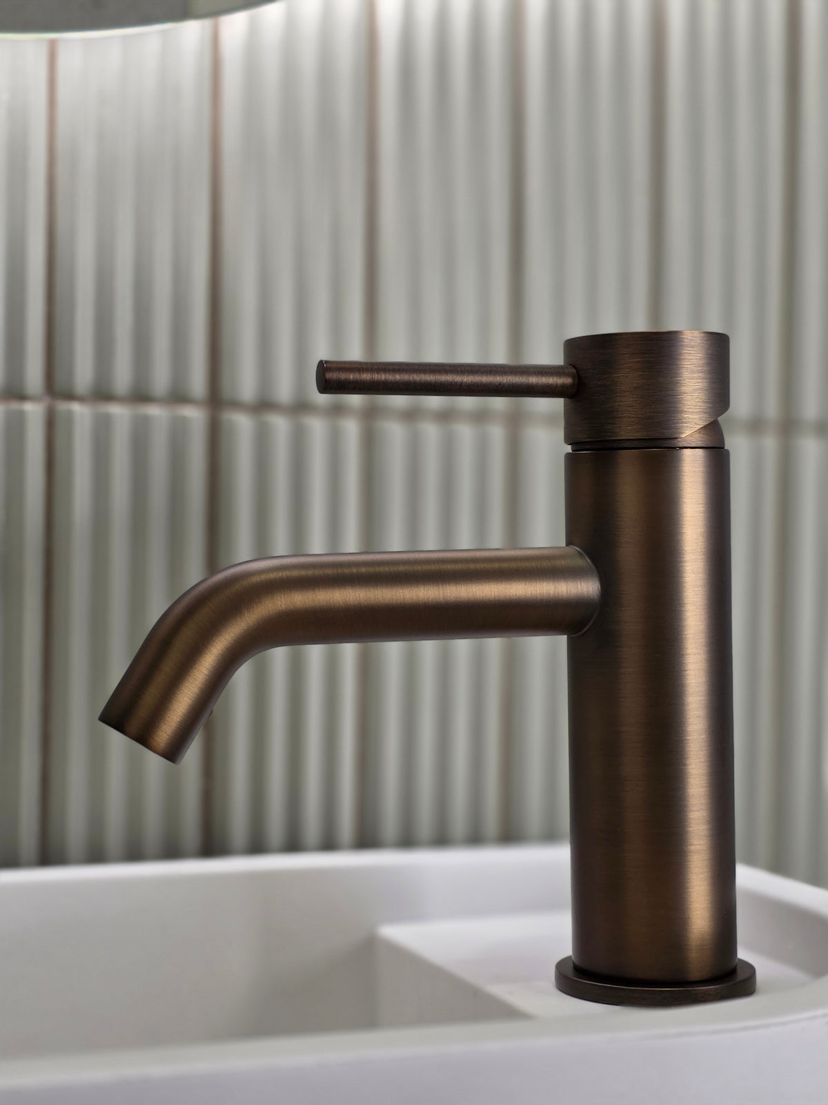 Vienna Short Basin Mixer - Antique Brass