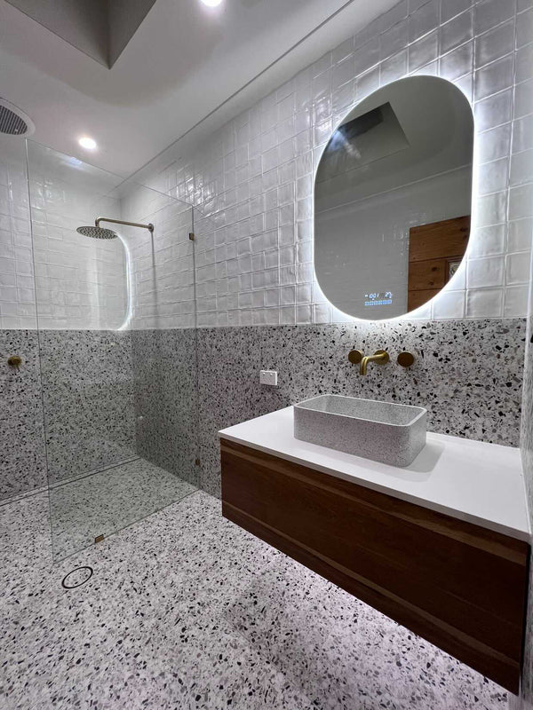 White Modern Bathroom with Oval & Pill-shaped LED InVogue Smart Mirror