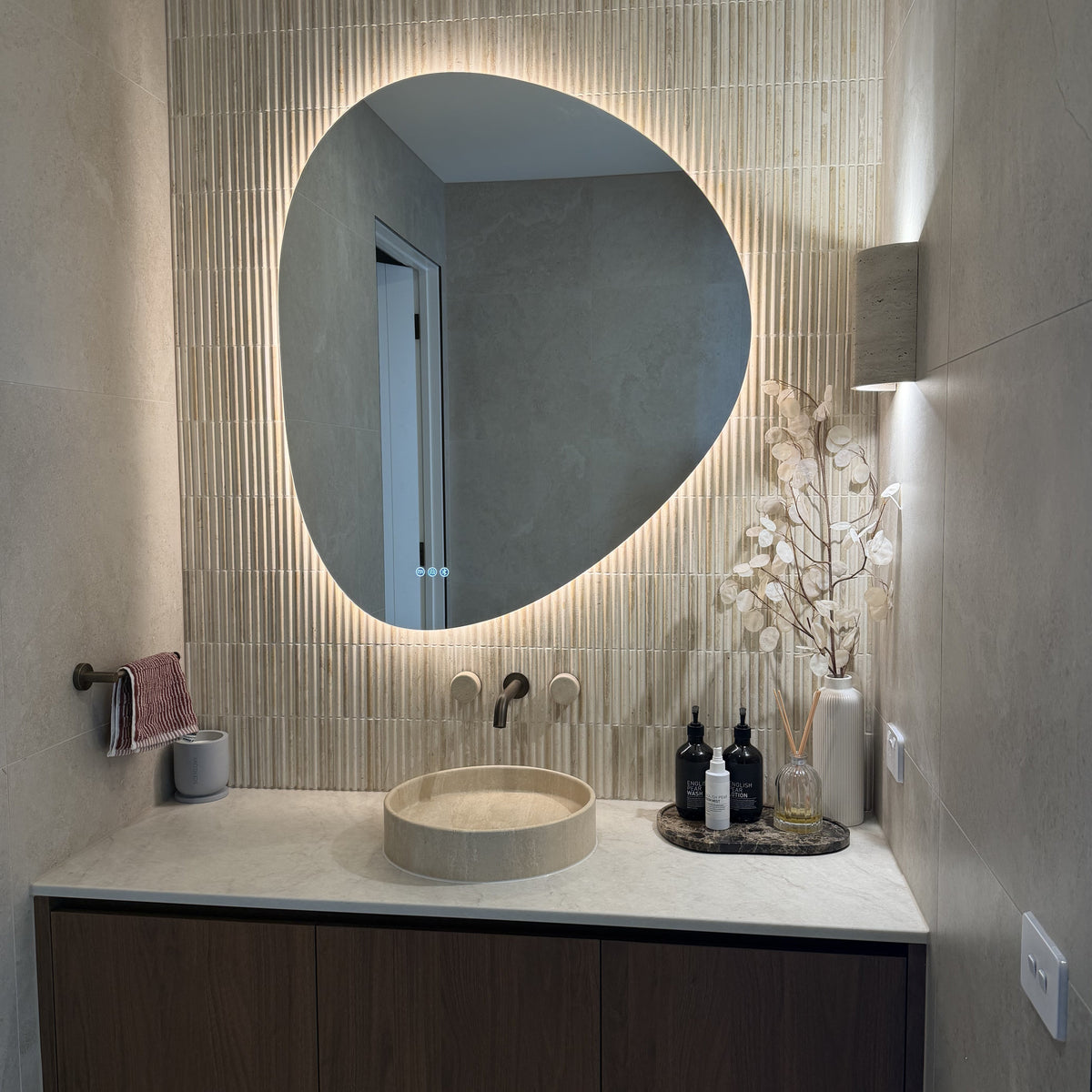 Bathroom Lighting Guide: How to Light Your Bathroom Like a Designer