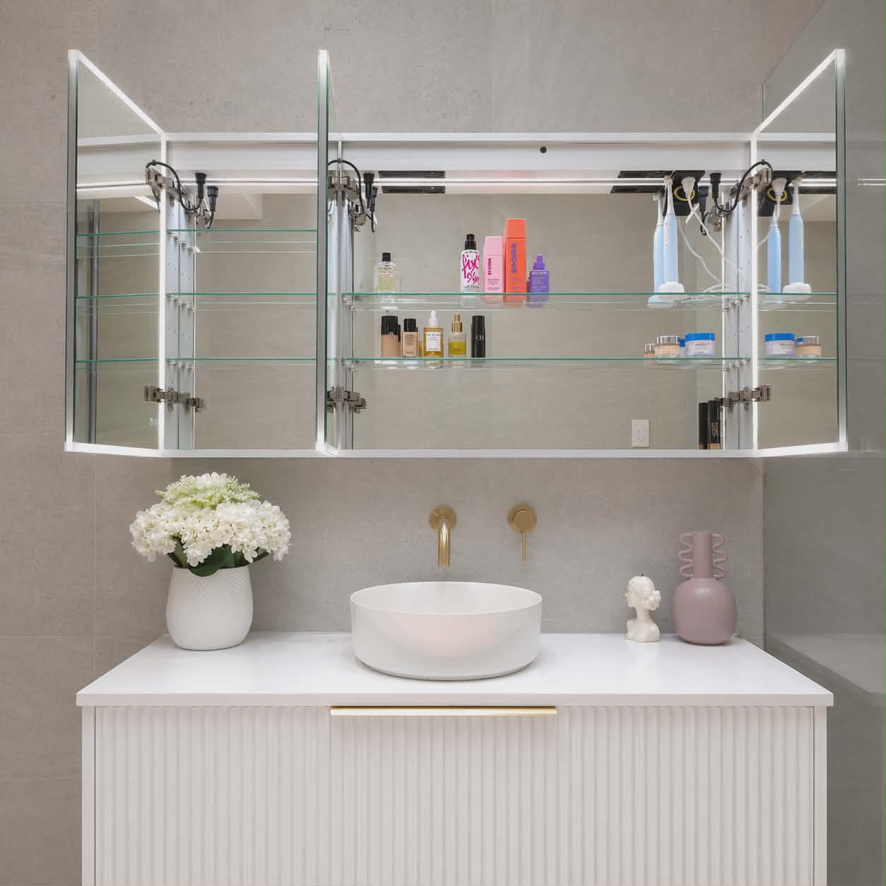 The Ultimate Mirror Cabinet Buying Guide (2026 Edition)