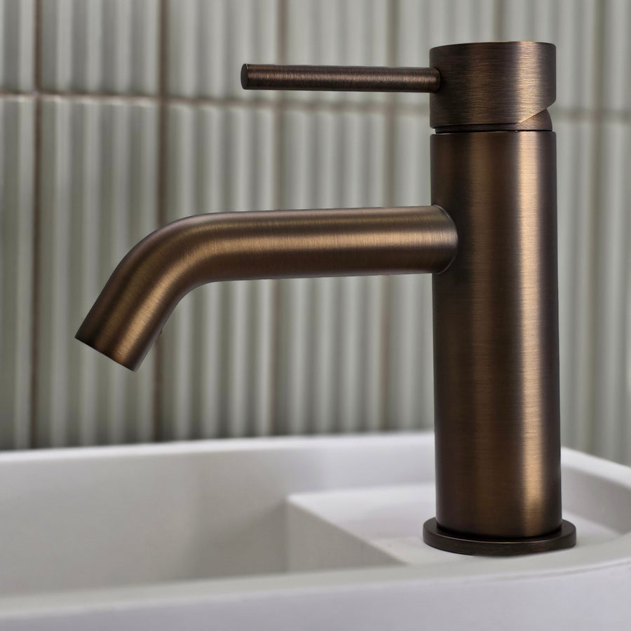 Bathroom Tapware Buying Guide: How to Choose the Right Tapware for Your Bathroom (2026 Edition)