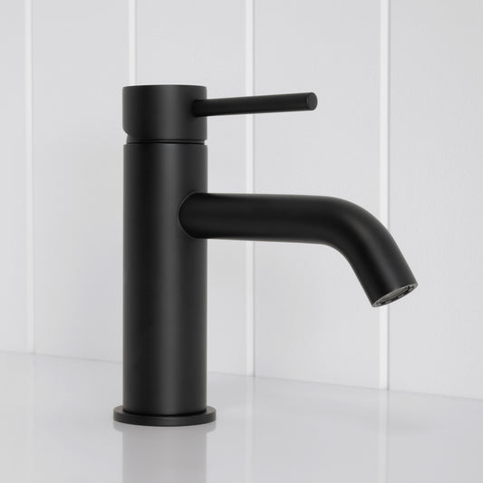 Vienna Short Basin Mixer Matte Black