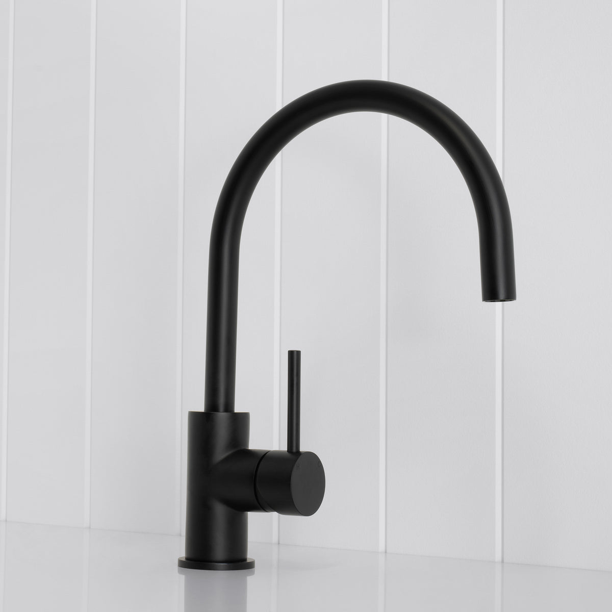 Como Kitchen Mixer Tap - Matte Black