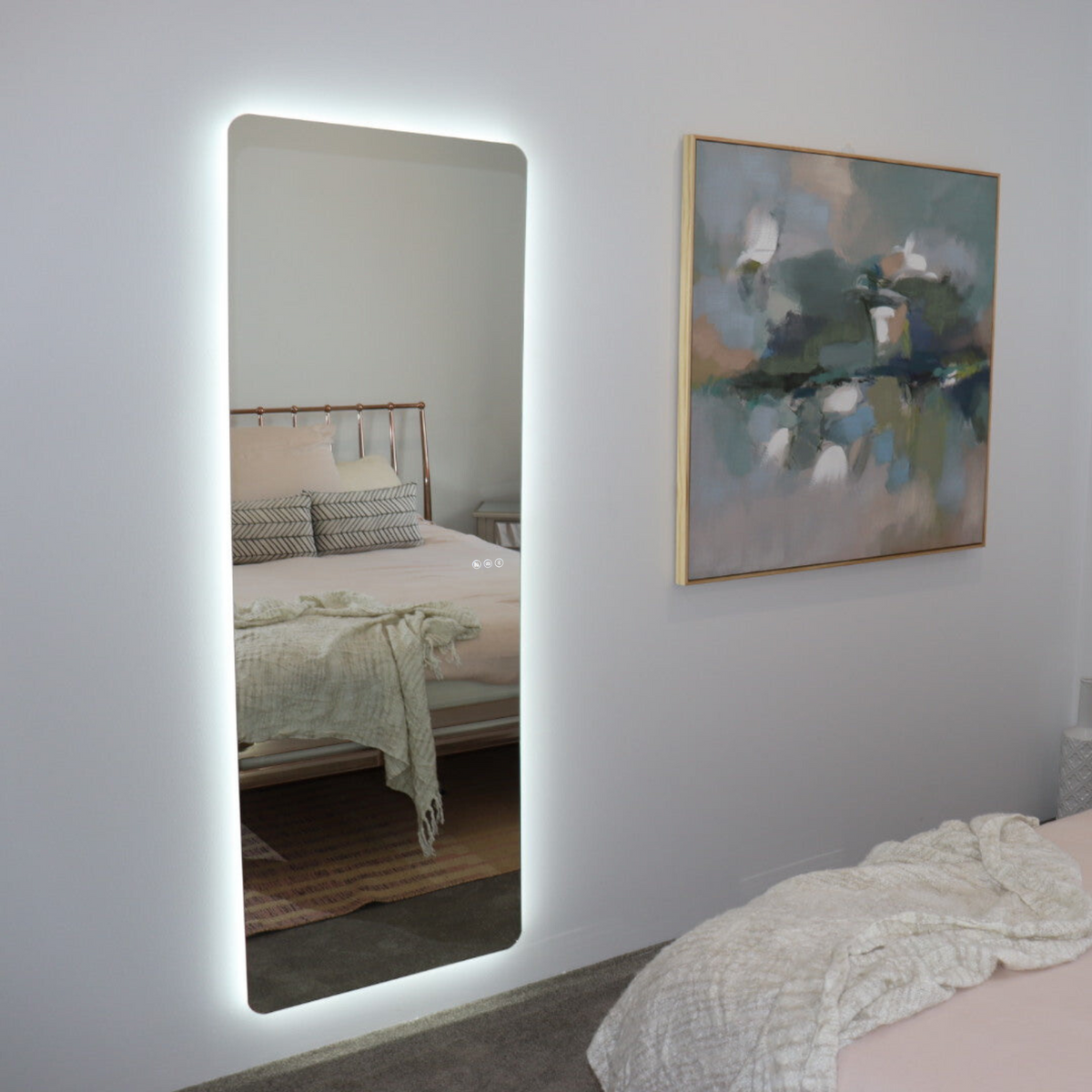 The Verona ~ (Lux edition) ~ Invogue Smart mirror