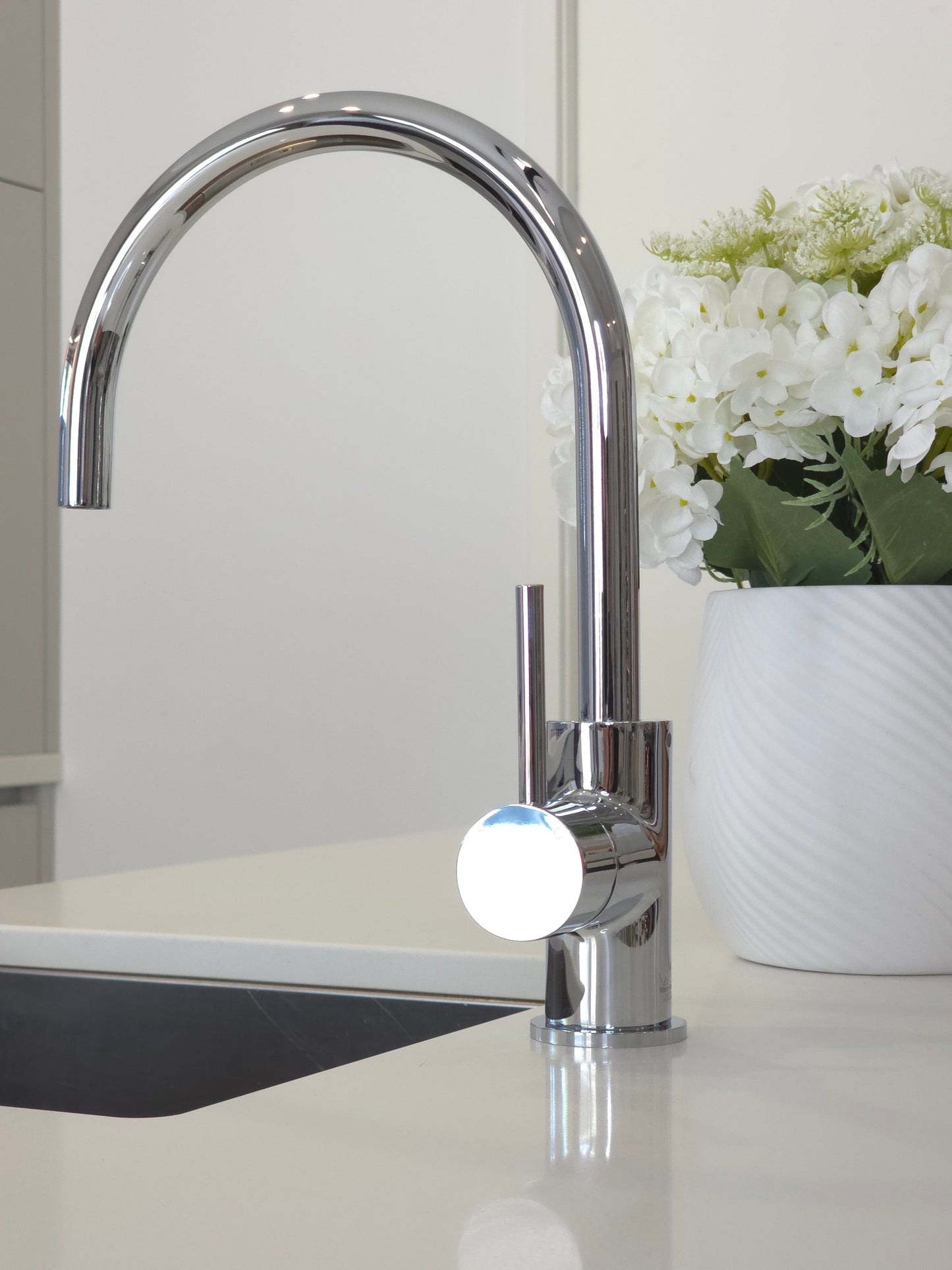 Como Kitchen Mixer Tap - Chrome