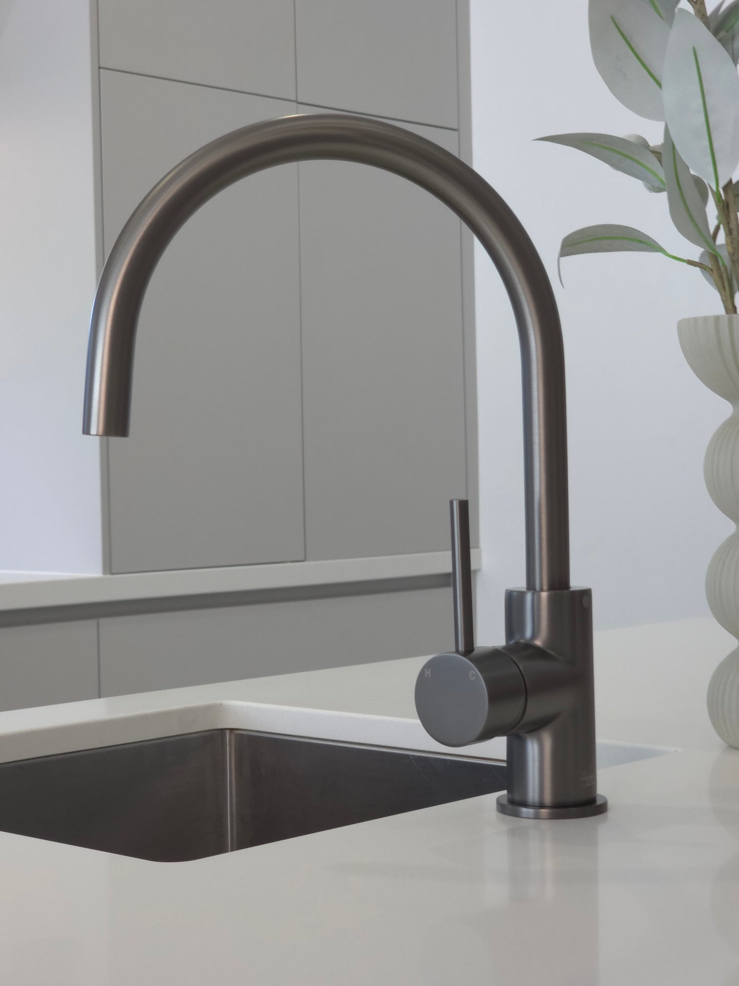 Como Kitchen Mixer Tap - Gunmetal