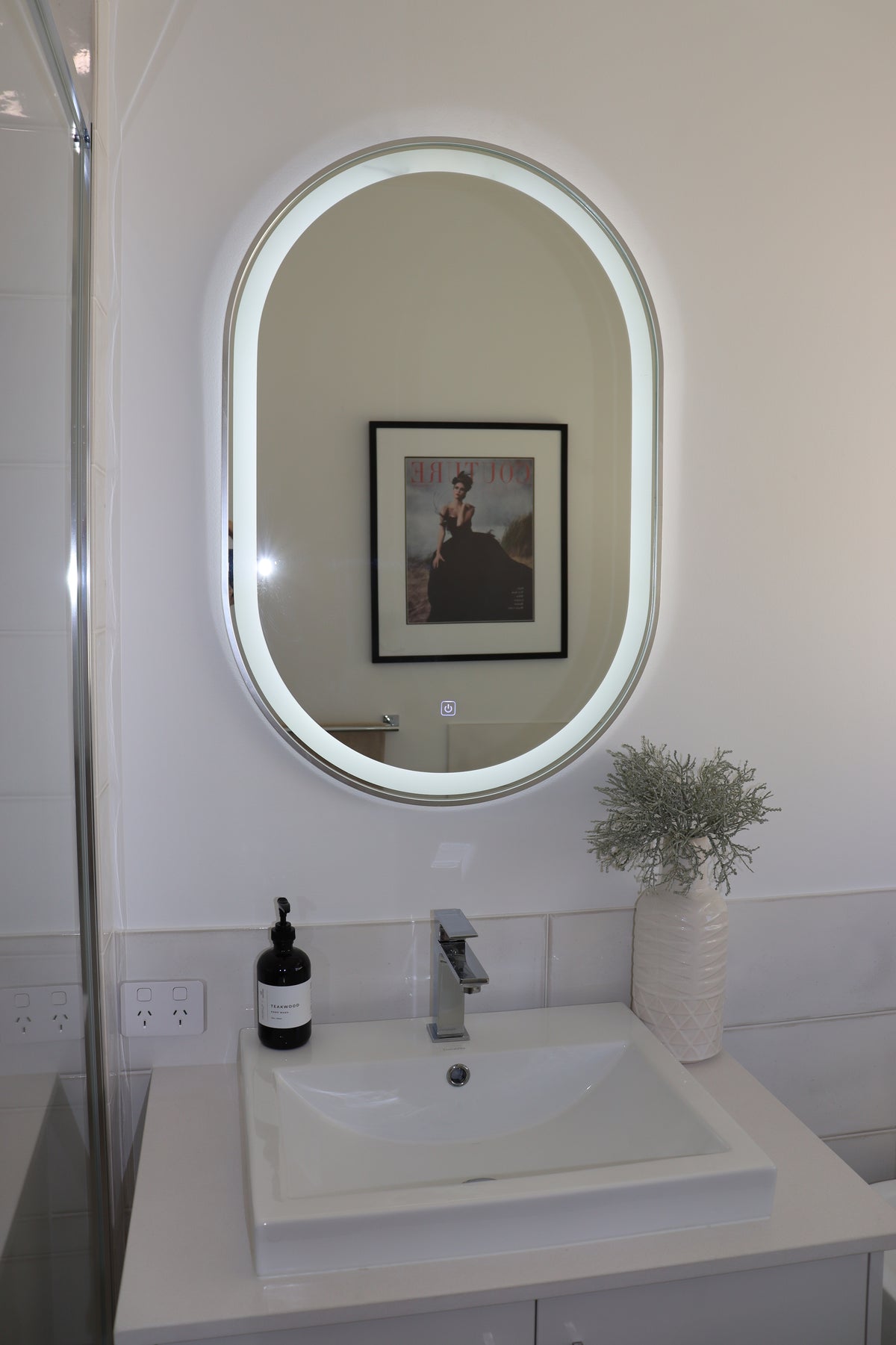 The Valencia ~ (Elegant edition) Invogue Smart mirror